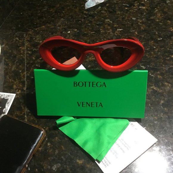 Bottega Veneta sunglasses New main image 4